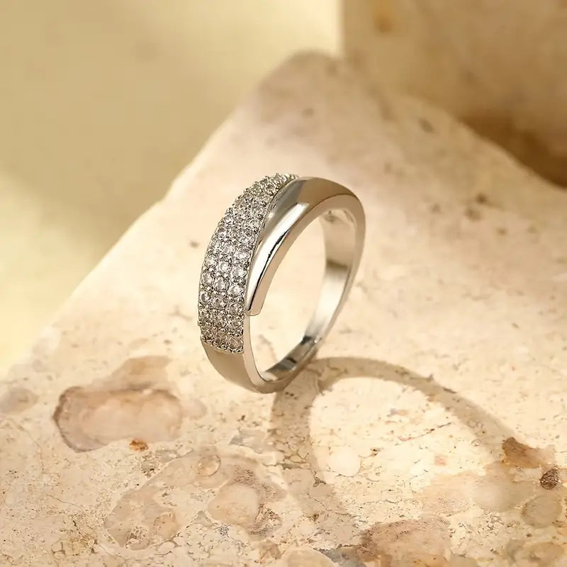 Elegant Adjustable Ring